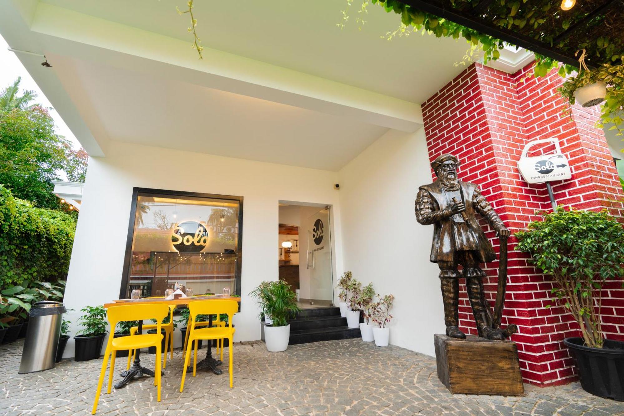 Solo Inn By Hawk Hospitality Kochi المظهر الخارجي الصورة