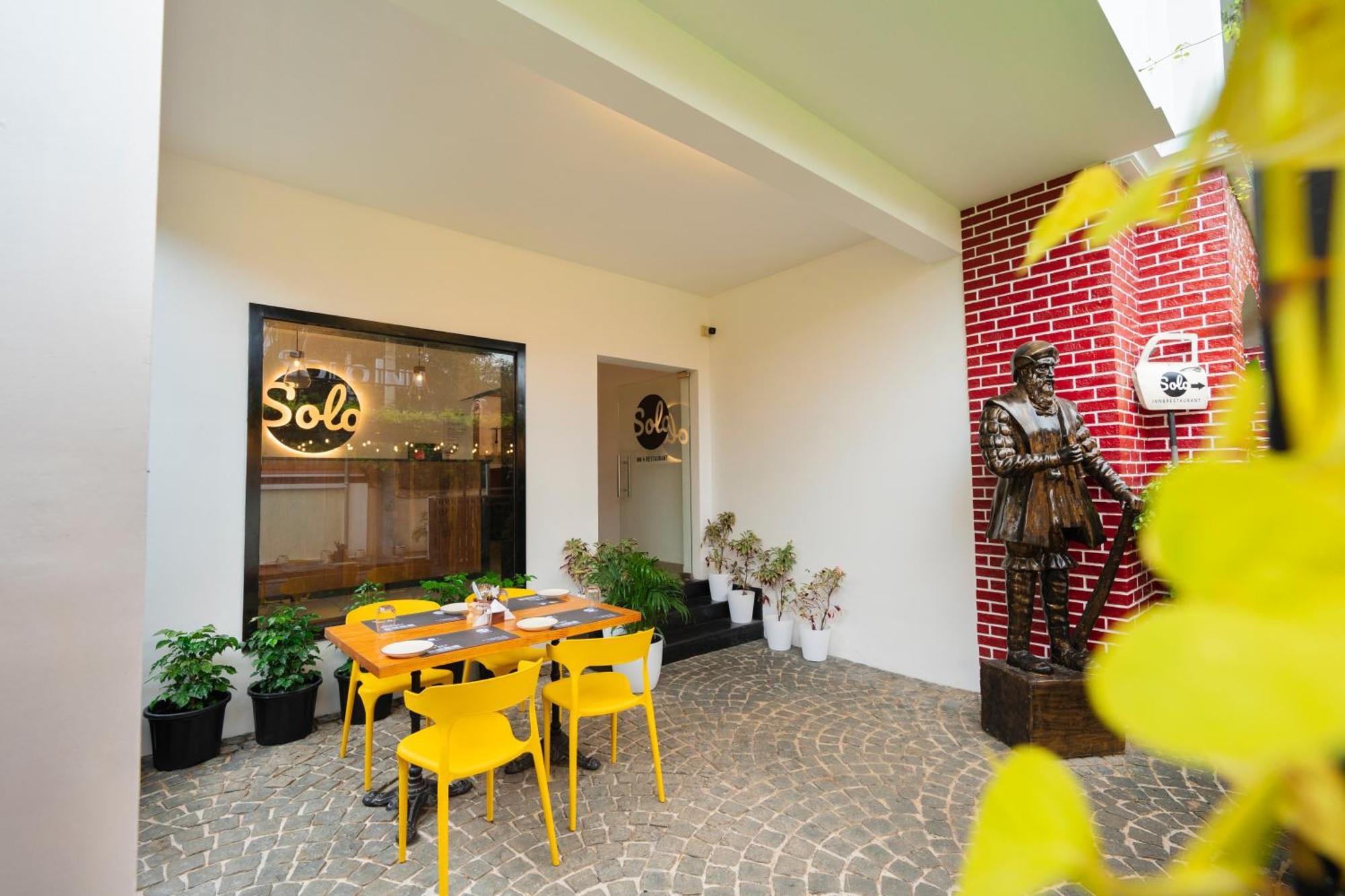 Solo Inn By Hawk Hospitality Kochi المظهر الخارجي الصورة