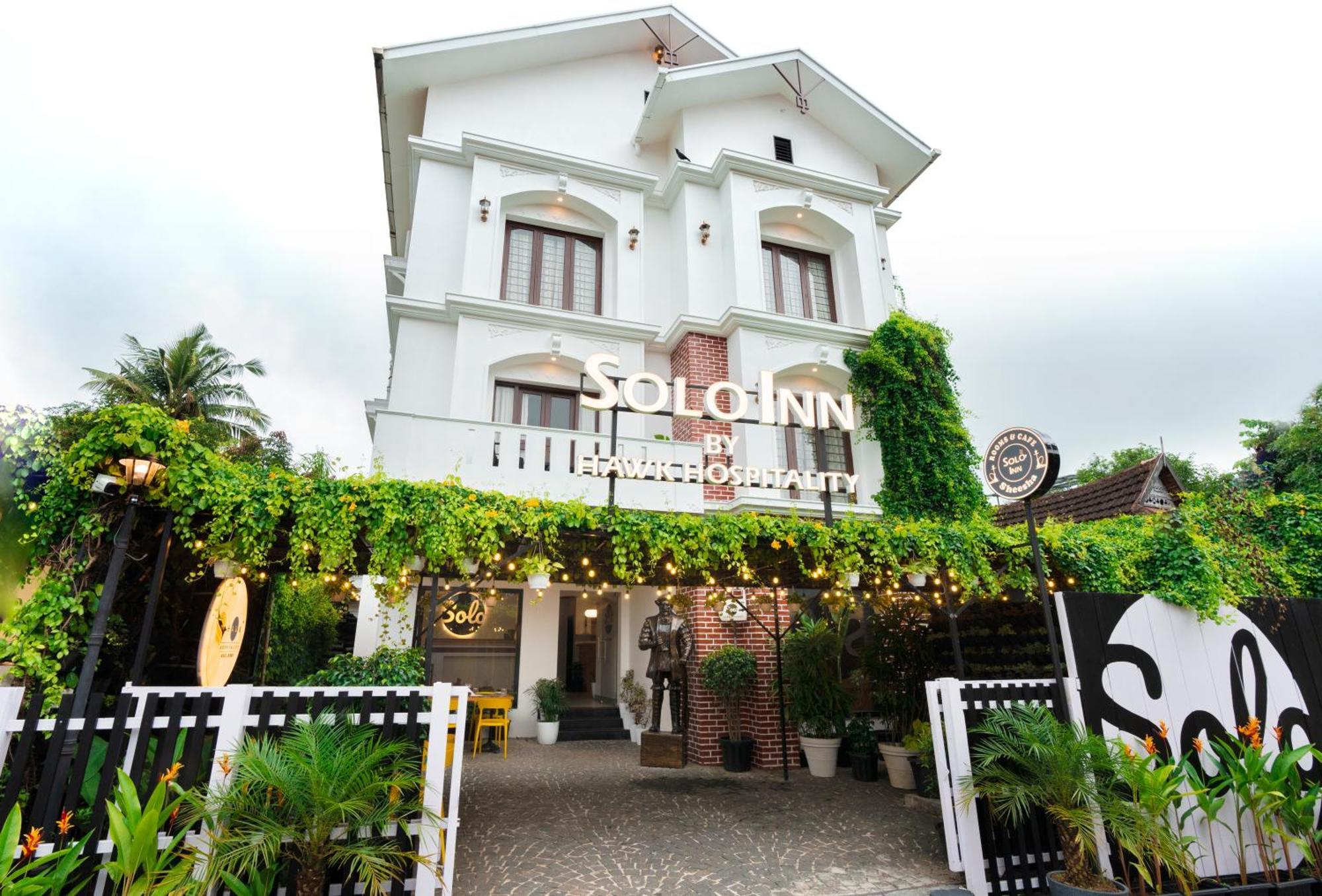 Solo Inn By Hawk Hospitality Kochi المظهر الخارجي الصورة