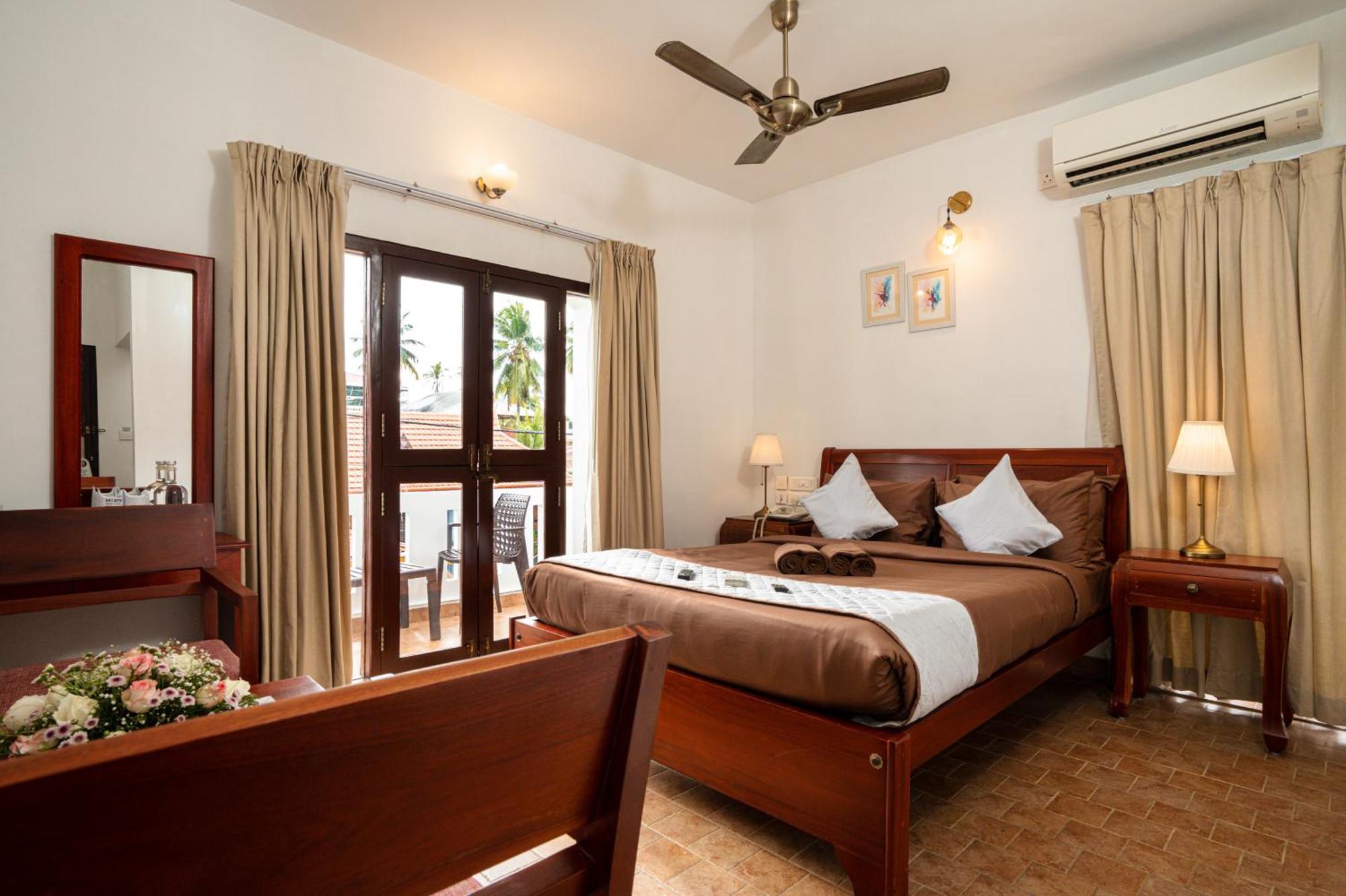 Solo Inn By Hawk Hospitality Kochi المظهر الخارجي الصورة